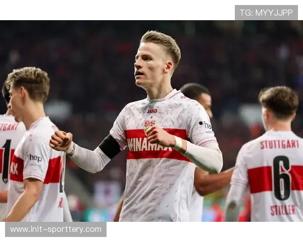 勒沃库森4-3绝杀斯图加特，弗林蓬补时进球续写逆袭